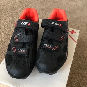 Cycling/spinning shoes.